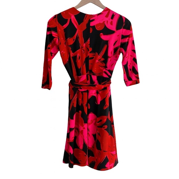 Taylor Red & Pink Floral Wrap Dress Women’s Size 8 - Picture 4 of 9